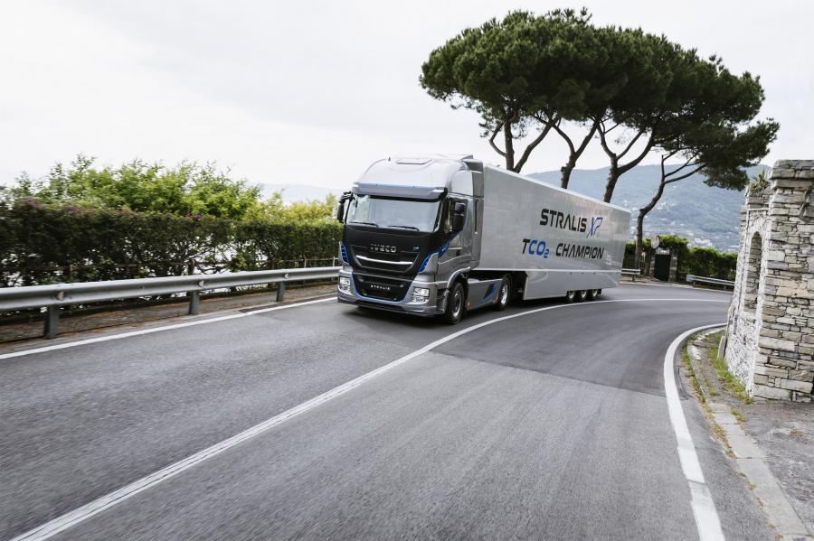  Iveco Stralis 480XP 4x2 2016 года  (фото 10 из 17)